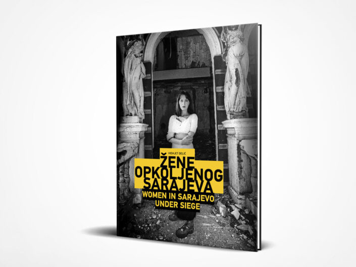 Women in Sarajevo Under Siege / Book